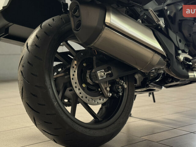 Хонда NT 1100, об'ємом двигуна 1.08 л та пробігом 0 тис. км за 16829 $, фото 4 на Automoto.ua