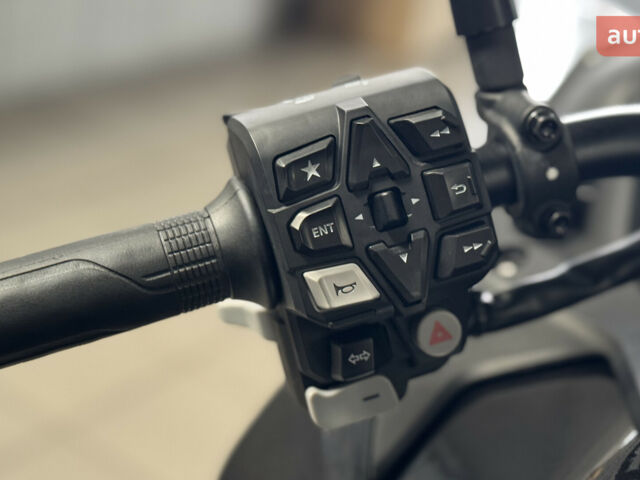 Хонда NT 1100, об'ємом двигуна 1.08 л та пробігом 0 тис. км за 16829 $, фото 13 на Automoto.ua