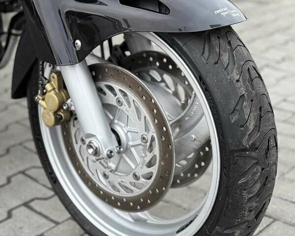 Фиолетовый Хонда NT 650V Deauville, объемом двигателя 0.65 л и пробегом 38 тыс. км за 3499 $, фото 17 на Automoto.ua