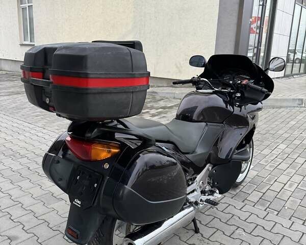 Фиолетовый Хонда NT 650V Deauville, объемом двигателя 0.65 л и пробегом 38 тыс. км за 3499 $, фото 10 на Automoto.ua