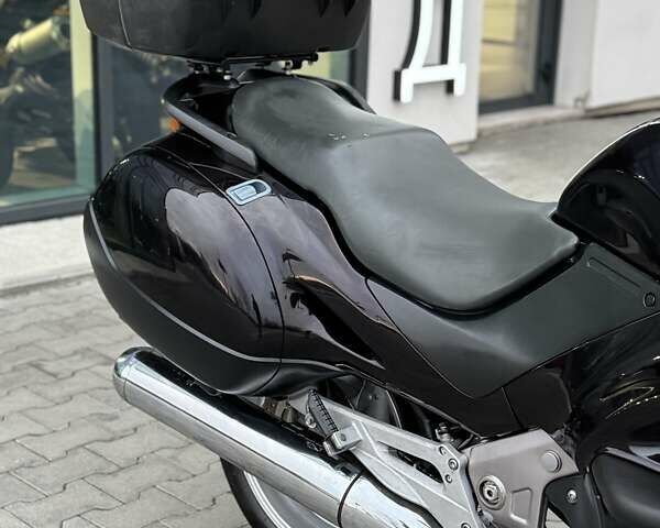 Фиолетовый Хонда NT 650V Deauville, объемом двигателя 0.65 л и пробегом 38 тыс. км за 3499 $, фото 15 на Automoto.ua