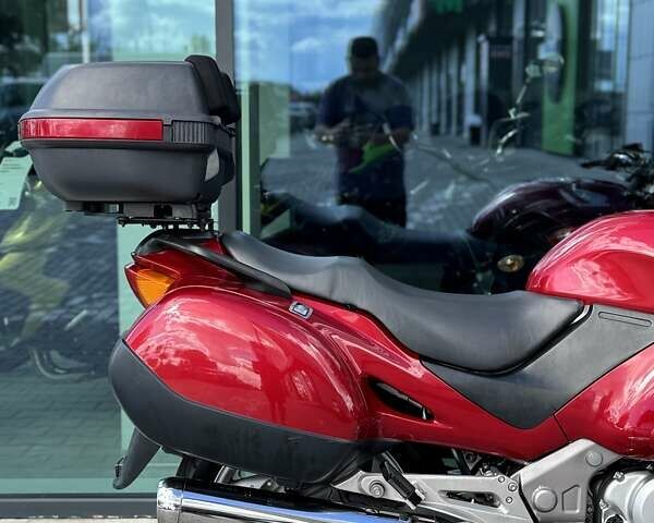 Червоний Хонда NT 650V Deauville, об'ємом двигуна 0.6 л та пробігом 28 тис. км за 3999 $, фото 24 на Automoto.ua