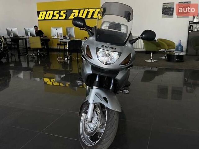 Сірий Хонда NT 650V Deauville, об'ємом двигуна 0.65 л та пробігом 53 тис. км за 3700 $, фото 1 на Automoto.ua