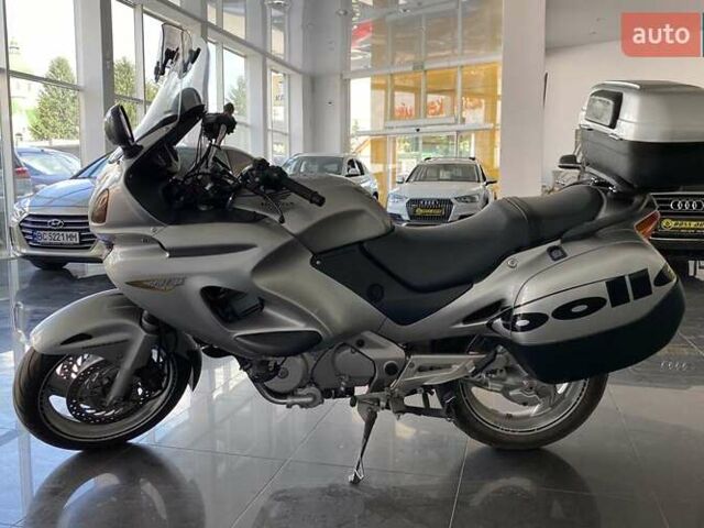 Сірий Хонда NT 650V Deauville, об'ємом двигуна 0.65 л та пробігом 53 тис. км за 3700 $, фото 3 на Automoto.ua