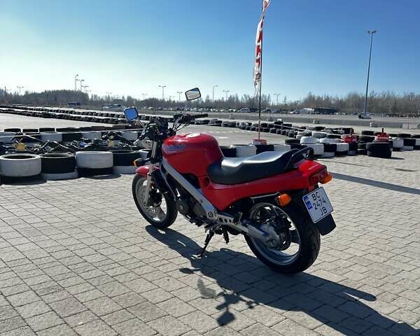 Красный Хонда NTV 650 (Revere), объемом двигателя 0.65 л и пробегом 32 тыс. км за 3000 $, фото 2 на Automoto.ua