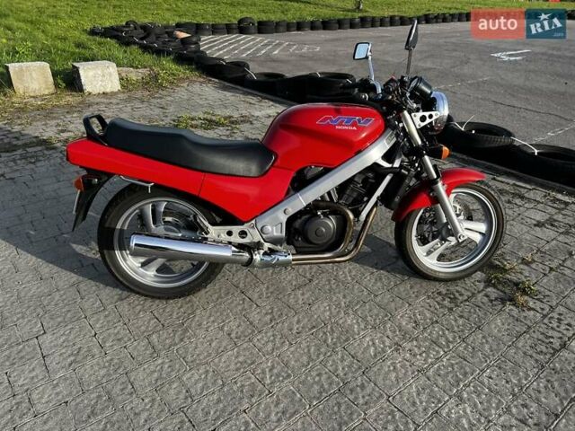 Красный Хонда NTV 650 (Revere), объемом двигателя 0.65 л и пробегом 32 тыс. км за 3000 $, фото 1 на Automoto.ua