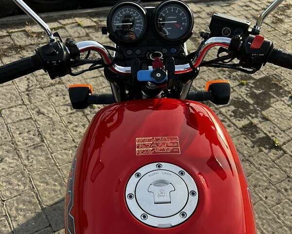 Красный Хонда NTV 650 (Revere), объемом двигателя 0.65 л и пробегом 32 тыс. км за 3000 $, фото 9 на Automoto.ua
