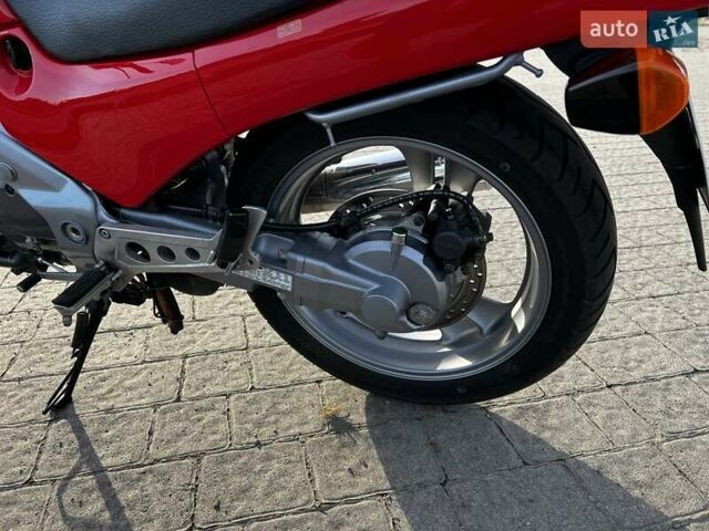 Красный Хонда NTV 650 (Revere), объемом двигателя 0.65 л и пробегом 32 тыс. км за 3000 $, фото 7 на Automoto.ua