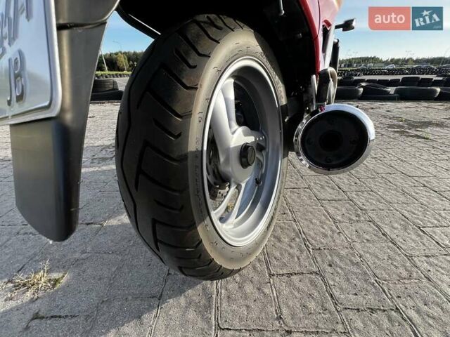 Красный Хонда NTV 650 (Revere), объемом двигателя 0.65 л и пробегом 32 тыс. км за 3000 $, фото 8 на Automoto.ua