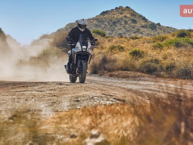 Хонда NX 500, об'ємом двигуна 0.47 л та пробігом 0 тис. км за 8280 $, фото 16 на Automoto.ua