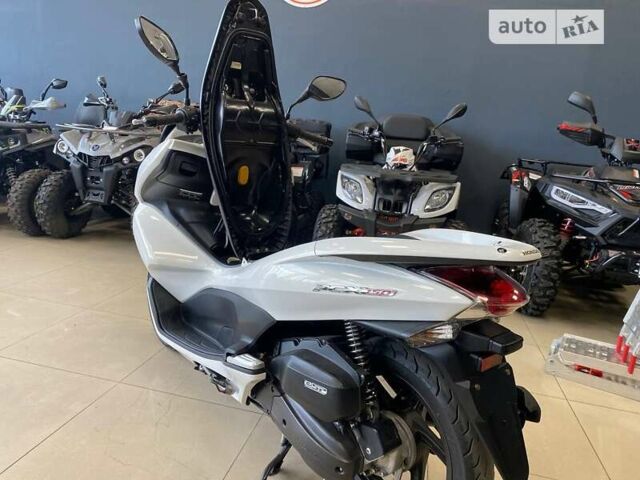 Белый Хонда PCX 150, объемом двигателя 0 л и пробегом 24 тыс. км за 2400 $, фото 28 на Automoto.ua