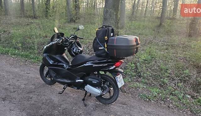 Чорний Хонда PCX 150, об'ємом двигуна 0 л та пробігом 28 тис. км за 2000 $, фото 2 на Automoto.ua