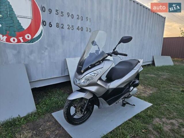 Хонда PCX 150, объемом двигателя 0 л и пробегом 25 тыс. км за 2399 $, фото 1 на Automoto.ua