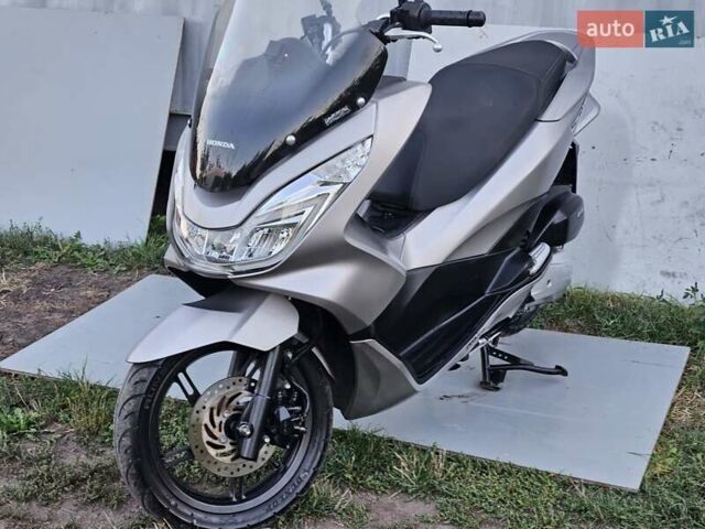 Хонда PCX 150, объемом двигателя 0 л и пробегом 25 тыс. км за 2399 $, фото 11 на Automoto.ua