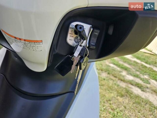 Хонда PCX 150, объемом двигателя 0 л и пробегом 20 тыс. км за 2000 $, фото 6 на Automoto.ua
