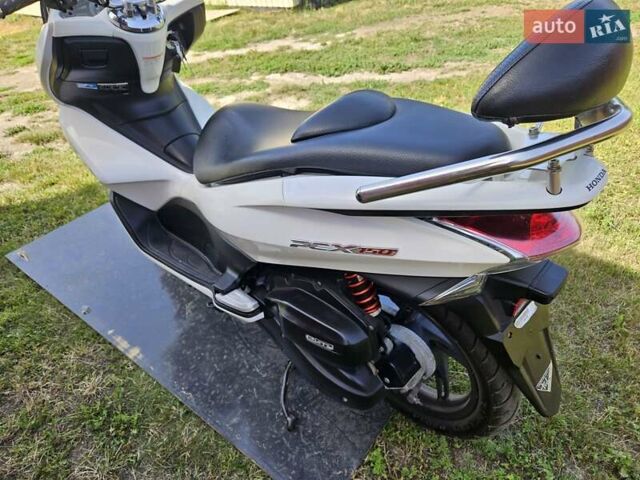 Хонда PCX 150, объемом двигателя 0 л и пробегом 20 тыс. км за 2000 $, фото 4 на Automoto.ua