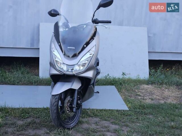 Хонда PCX 150, объемом двигателя 0 л и пробегом 25 тыс. км за 2399 $, фото 10 на Automoto.ua