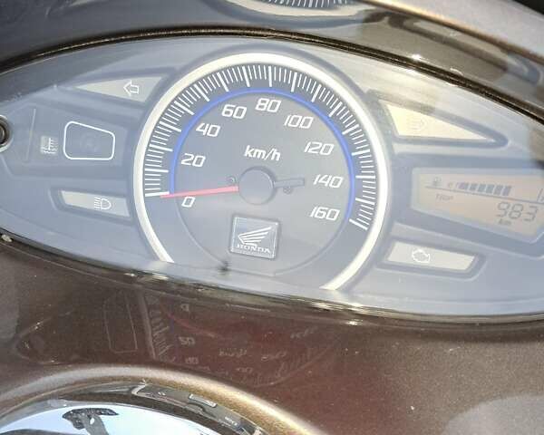 Хонда PCX 150, объемом двигателя 0 л и пробегом 35 тыс. км за 1850 $, фото 4 на Automoto.ua