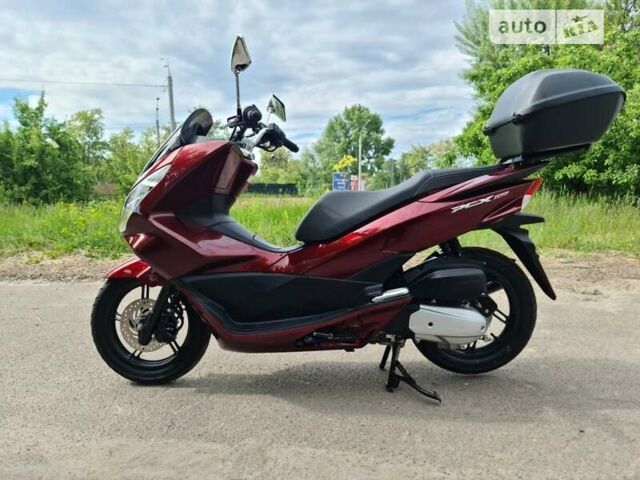 Хонда PCX 150, объемом двигателя 0 л и пробегом 872 тыс. км за 3000 $, фото 3 на Automoto.ua