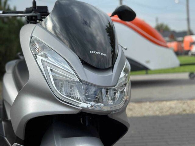 Хонда PCX 150, об'ємом двигуна 0.16 л та пробігом 0 тис. км за 2700 $, фото 12 на Automoto.ua