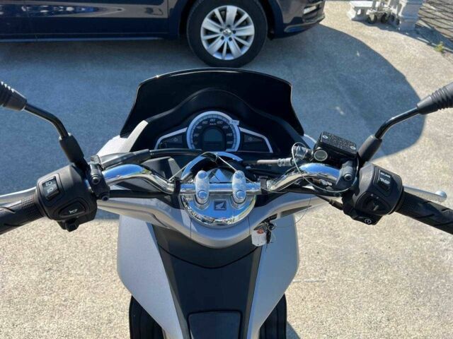 Хонда PCX 150, об'ємом двигуна 0.16 л та пробігом 0 тис. км за 2700 $, фото 18 на Automoto.ua