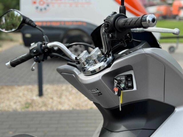 Хонда PCX 150, об'ємом двигуна 0.16 л та пробігом 0 тис. км за 2700 $, фото 11 на Automoto.ua