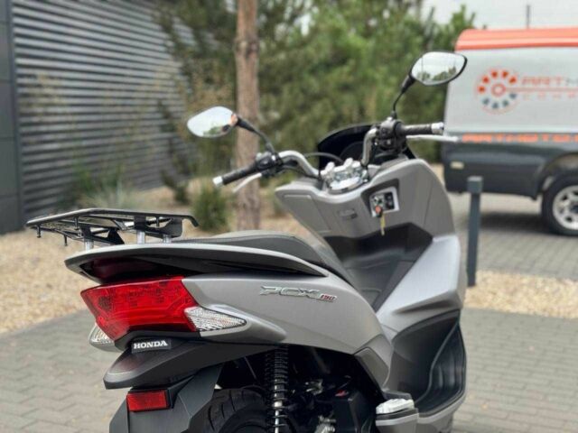 Хонда PCX 150, об'ємом двигуна 0.16 л та пробігом 0 тис. км за 2700 $, фото 9 на Automoto.ua
