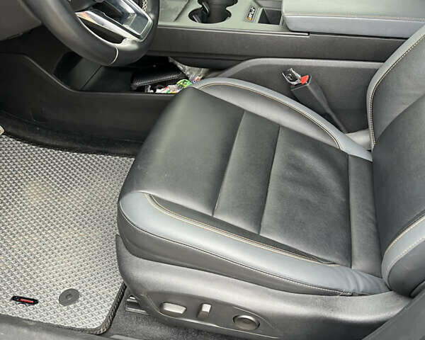 Чорний Хонда Prologue, об'ємом двигуна 0 л та пробігом 16 тис. км за 28500 $, фото 14 на Automoto.ua