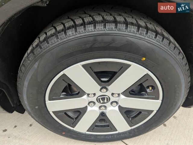 Серый Хонда Prologue, объемом двигателя 0 л и пробегом 32 тыс. км за 26900 $, фото 12 на Automoto.ua