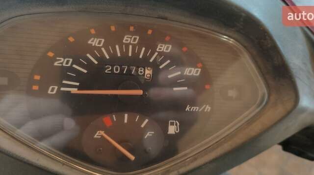 Красный Хонда SCV 100, объемом двигателя 0.1 л и пробегом 20 тыс. км за 630 $, фото 6 на Automoto.ua