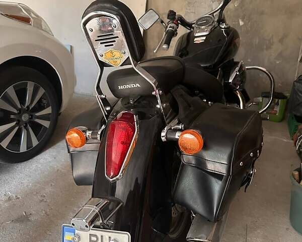 Черный Хонда Shadow 600, объемом двигателя 0.75 л и пробегом 13 тыс. км за 5500 $, фото 5 на Automoto.ua