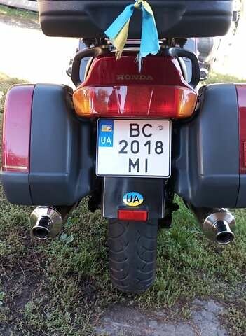 Червоний Хонда ST 1100 Pan European, об'ємом двигуна 0 л та пробігом 70 тис. км за 4000 $, фото 10 на Automoto.ua