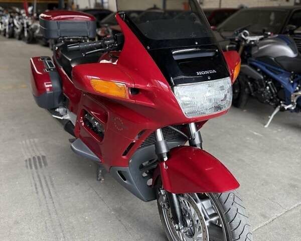 Красный Хонда ST 1100 Pan European, объемом двигателя 1.1 л и пробегом 98 тыс. км за 4600 $, фото 5 на Automoto.ua