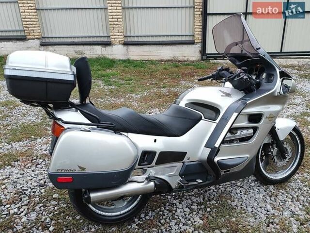 Серый Хонда ST 1100 Pan European, объемом двигателя 1.08 л и пробегом 66 тыс. км за 4700 $, фото 8 на Automoto.ua