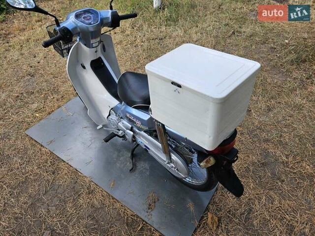 Хонда Super Cub 50, объемом двигателя 0 л и пробегом 17 тыс. км за 899 $, фото 14 на Automoto.ua