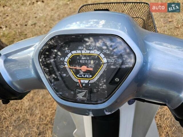 Хонда Super Cub 50, объемом двигателя 0 л и пробегом 17 тыс. км за 899 $, фото 5 на Automoto.ua