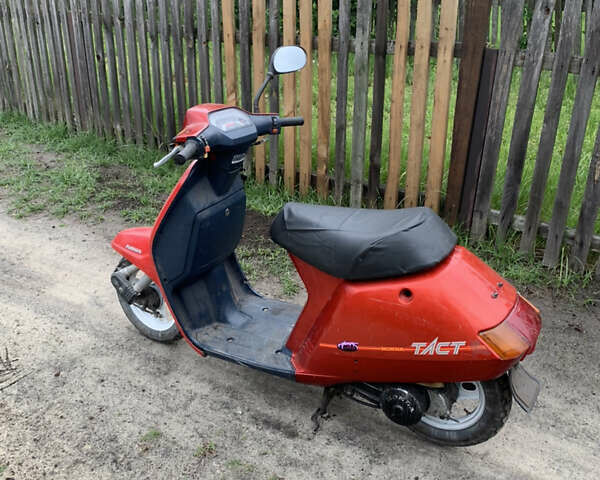 Красный Хонда Tact AF-09, объемом двигателя 0.05 л и пробегом 7 тыс. км за 263 $, фото 1 на Automoto.ua