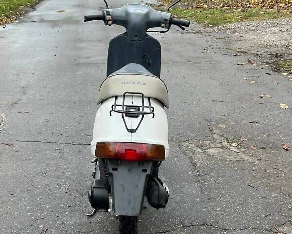 Білий Хонда Tact AF-16, об'ємом двигуна 0 л та пробігом 8 тис. км за 213 $, фото 7 на Automoto.ua