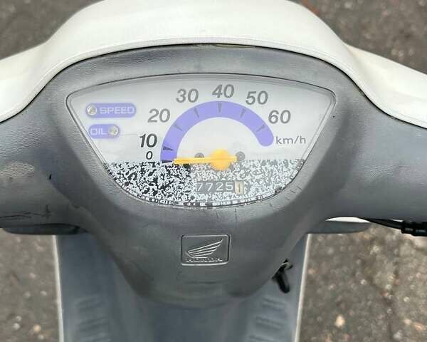 Білий Хонда Tact AF-16, об'ємом двигуна 0 л та пробігом 8 тис. км за 213 $, фото 1 на Automoto.ua