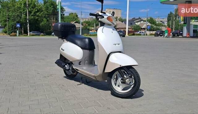 Білий Хонда Tact AF-51, об'ємом двигуна 0.05 л та пробігом 10 тис. км за 550 $, фото 4 на Automoto.ua