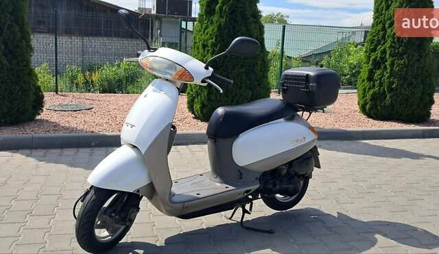 Білий Хонда Tact AF-51, об'ємом двигуна 0.05 л та пробігом 10 тис. км за 550 $, фото 1 на Automoto.ua