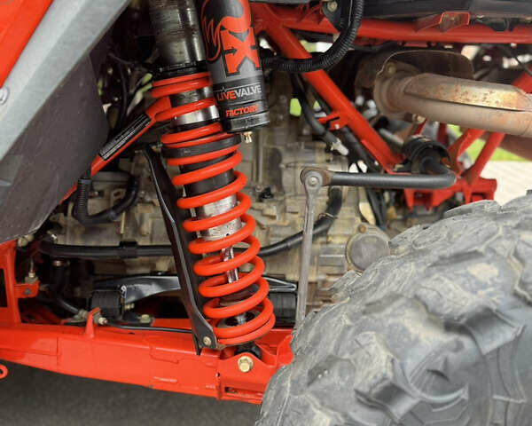 Красный Хонда Talon 1000, объемом двигателя 1 л и пробегом 6 тыс. км за 23500 $, фото 16 на Automoto.ua