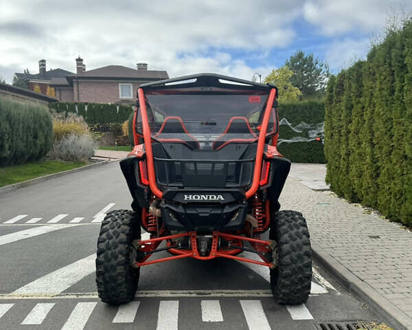 Красный Хонда Talon 1000, объемом двигателя 1 л и пробегом 6 тыс. км за 23500 $, фото 5 на Automoto.ua