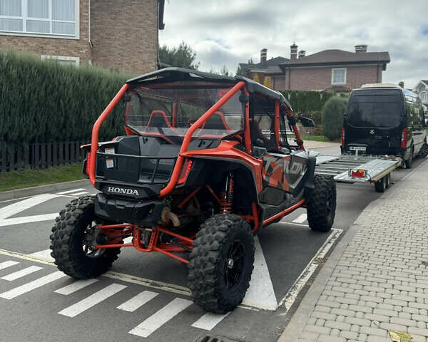 Красный Хонда Talon 1000, объемом двигателя 1 л и пробегом 6 тыс. км за 23500 $, фото 6 на Automoto.ua