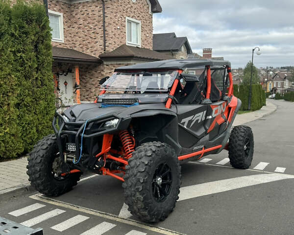 Красный Хонда Talon 1000, объемом двигателя 1 л и пробегом 6 тыс. км за 23500 $, фото 2 на Automoto.ua