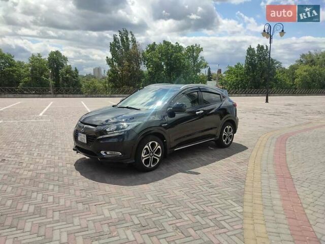 Черный Хонда Vezel, объемом двигателя 1.5 л и пробегом 61 тыс. км за 17950 $, фото 7 на Automoto.ua