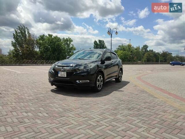 Черный Хонда Vezel, объемом двигателя 1.5 л и пробегом 61 тыс. км за 17950 $, фото 3 на Automoto.ua