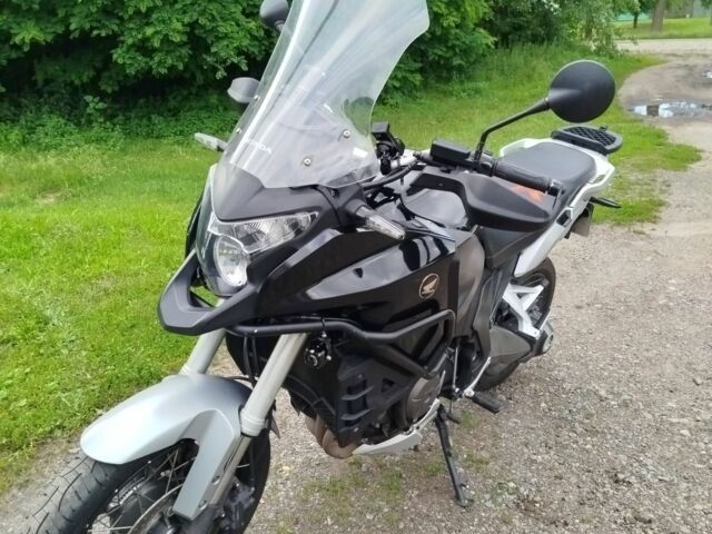 Хонда VFR 1200, объемом двигателя 1.2 л и пробегом 0 тыс. км за 8750 $, фото 1 на Automoto.ua