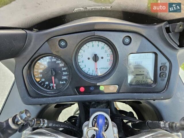 Чорний Хонда VFR 800F Interceptor, об'ємом двигуна 0.8 л та пробігом 106 тис. км за 3800 $, фото 5 на Automoto.ua