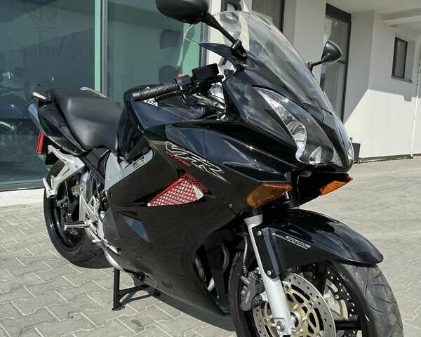 Чорний Хонда VFR 800F Interceptor, об'ємом двигуна 0.8 л та пробігом 31 тис. км за 5499 $, фото 3 на Automoto.ua